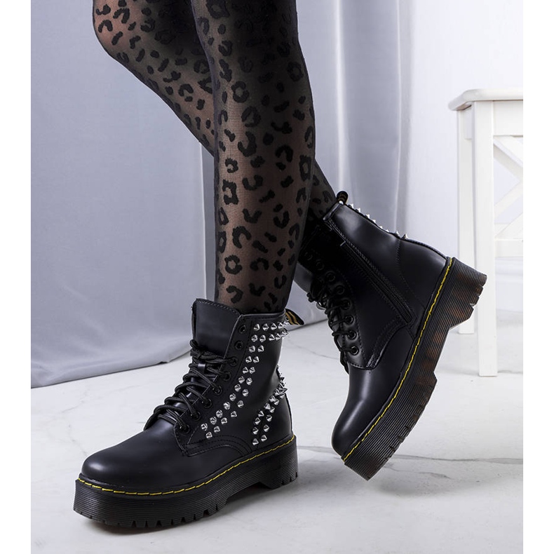 PA1 Crne čizme s Castello nitnama crna 1