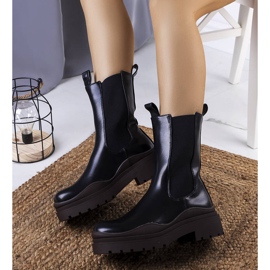 BM Crne čizme na smeđem Jadiel potplatu crna 2