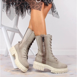 Udobne ženske tenisice na platformu, izolirane bež Bugatti KK253096 1