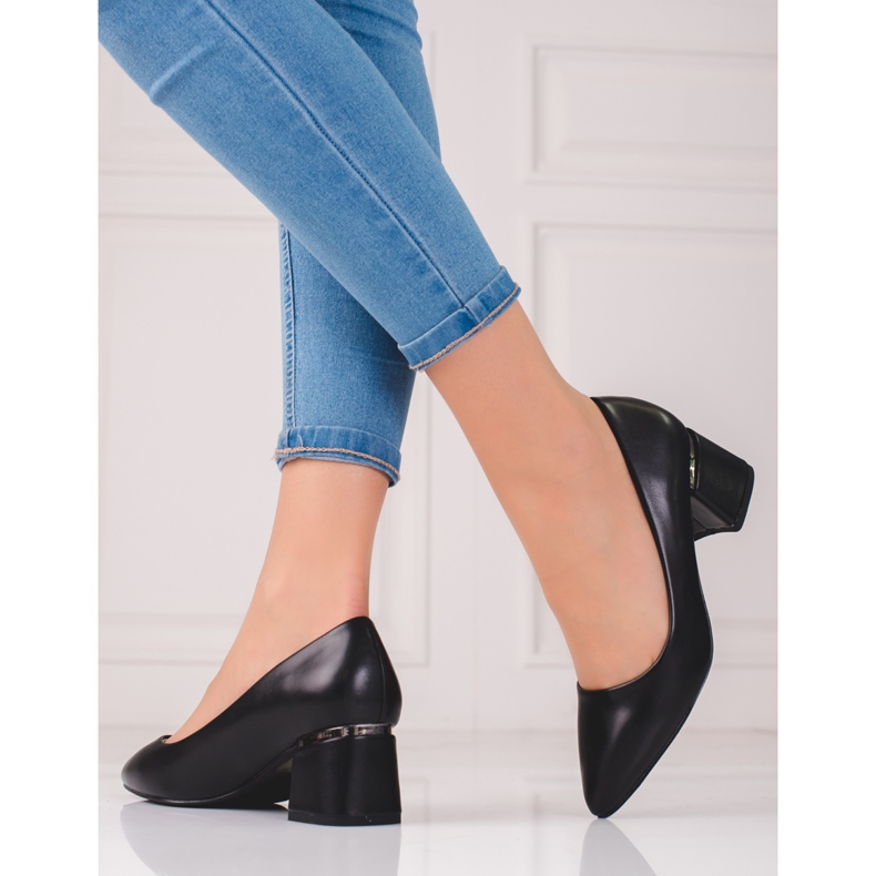 Elegantne ženske cipele od eko kože crno 1