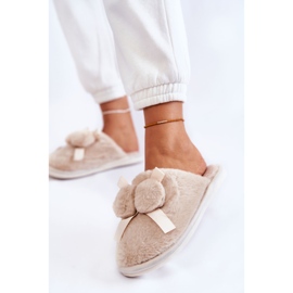BM Ženske krznene papuče s pomponima bež Castello 2
