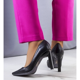 PA1 Crne Kilda štikle crno 1