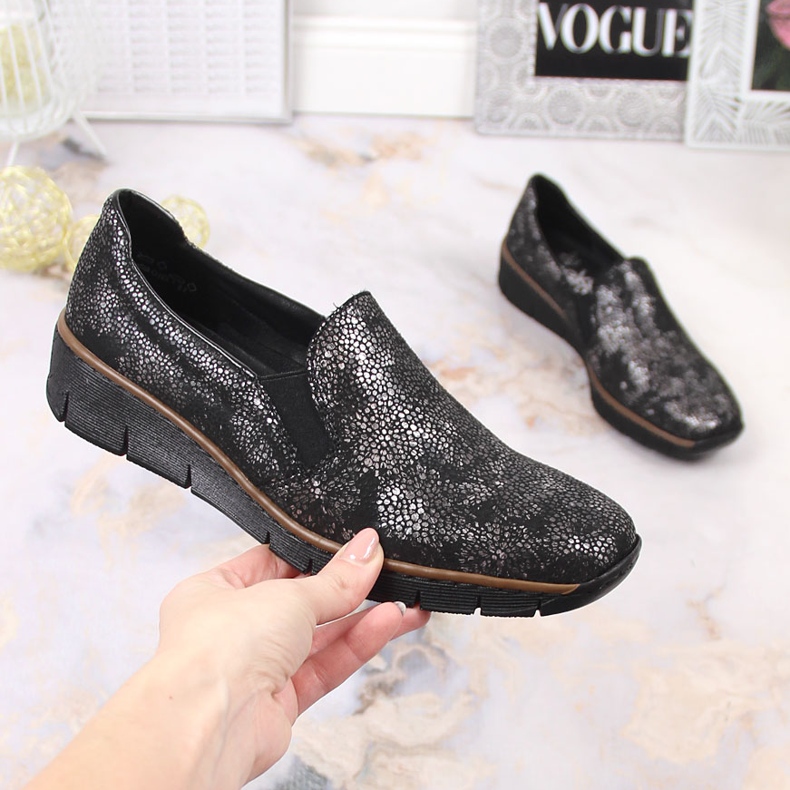 Udobne natikače s elastičnim trakama Rieker W RKR166B crna 2