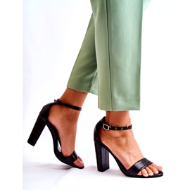 PG1 Klasične kožne sandale na šipki crne Sallen crna 2