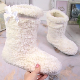 BM Ženske visoke izolirane bijele krznene papuče Stella bijela ecru 1