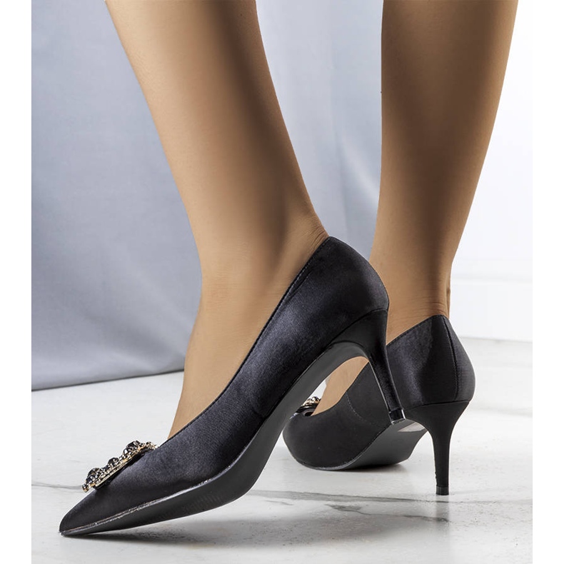 BM Lukisove crne cipele s visokom petom crna 2