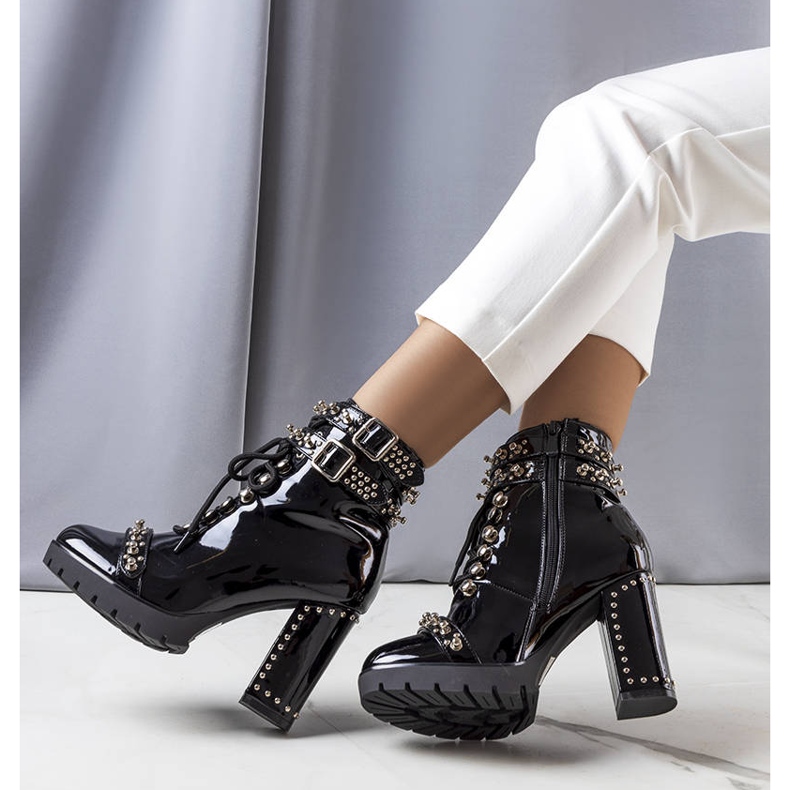 BM Crne lakirane čizme iz Goyo crno 2