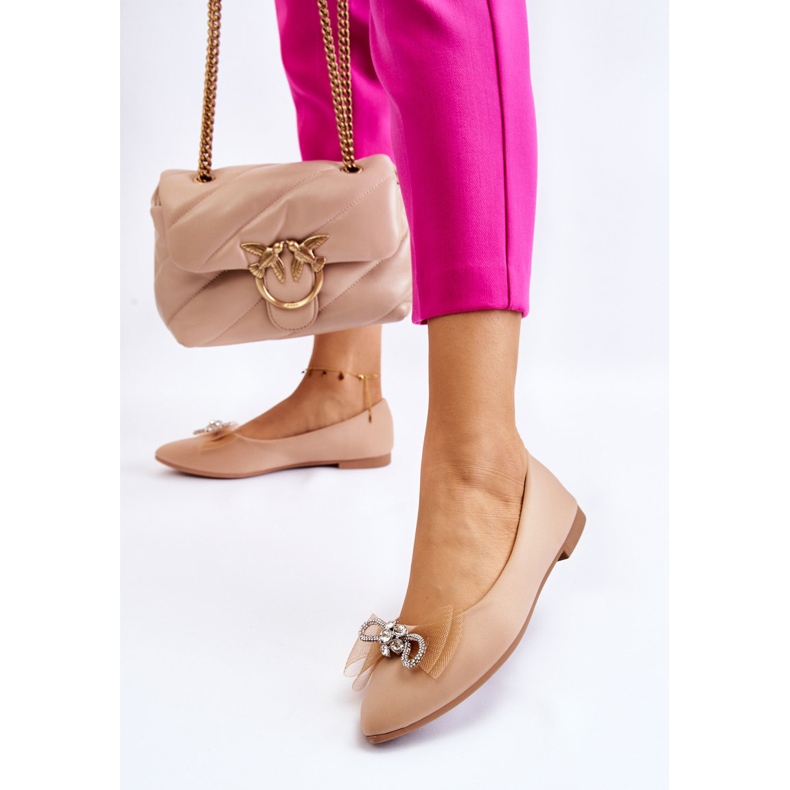 Ženske balerinke na špic s ukrasnom mašnom Tamno bež svjetleće 2