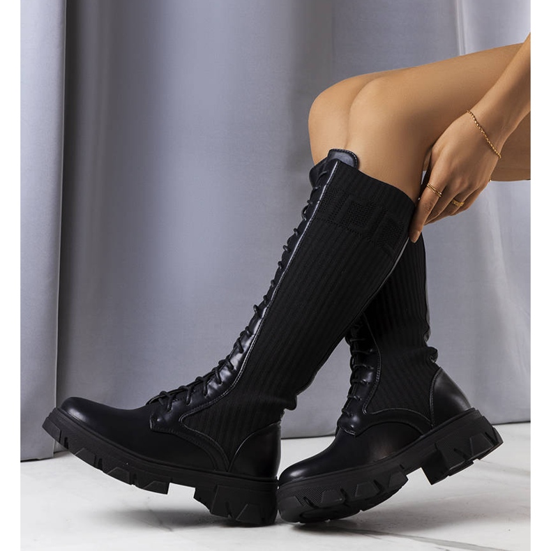 BM Crne Montisove čizme na vezanje crna 1