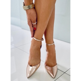 PA1 Ženske metalik štikle Christa Champagne zlatna 2