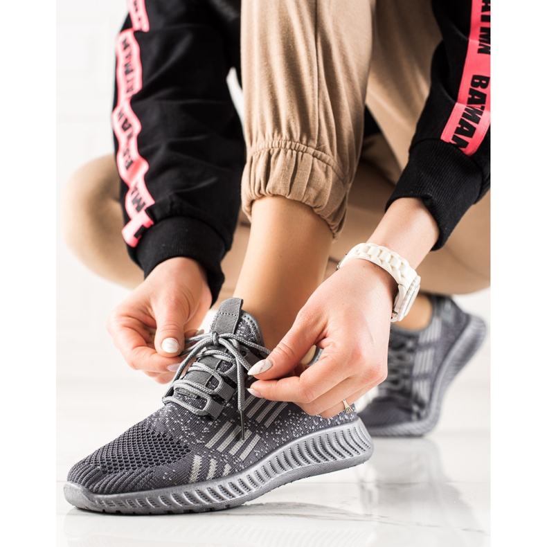 TRENDI Zavezane lagane tenisice siva 1