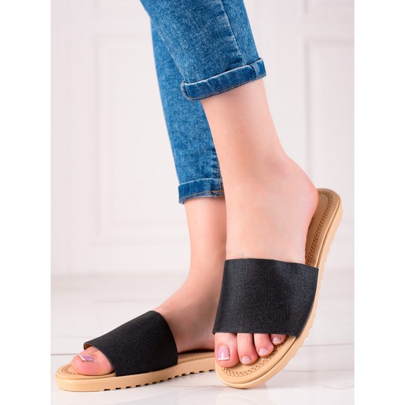 TRENDI Svjetlucave papuče crno 1