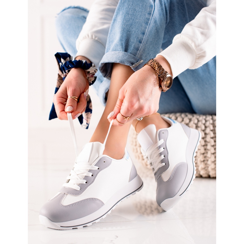 TRENDI Klasične sportske cipele od eko kože bijela siva 1