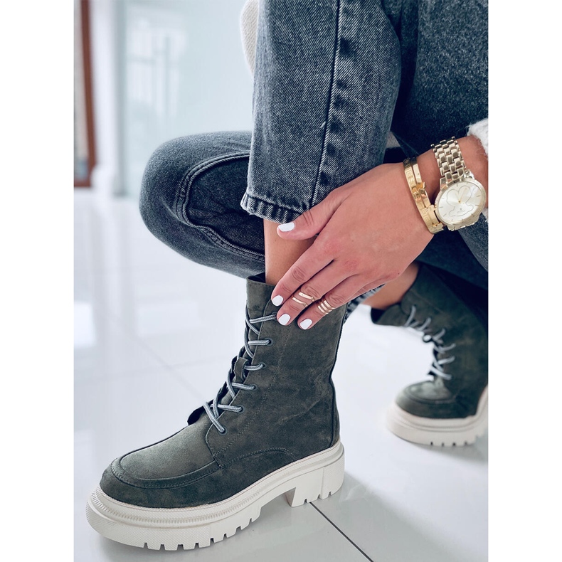 Roisin Green čizme od brušene kože na vezanje zelena 1