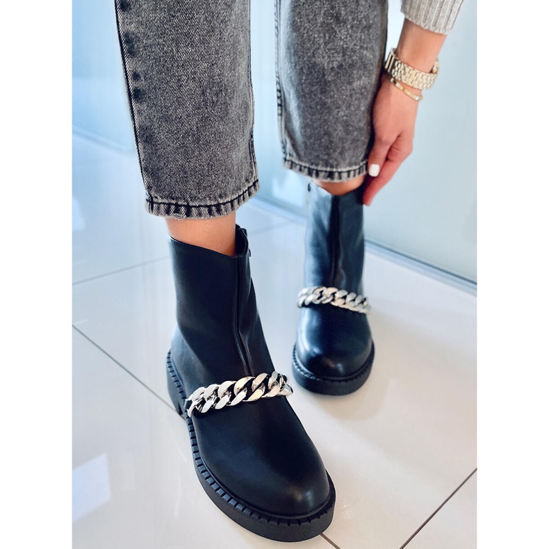 PA1 Foster crne ženske gležnjače s lancem crna 1