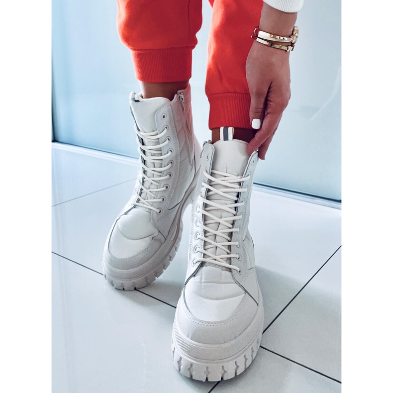 PA1 Ravne čizme na vezanje Barkin Beis bež 1