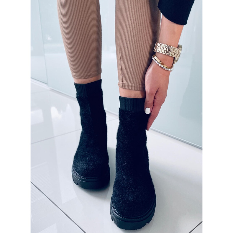 PA1 Roanna Crne čizme s čarapama crna 1