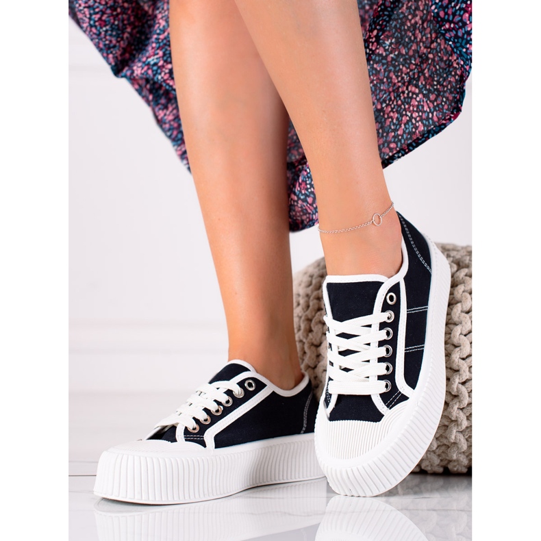 SHELOVET Tenisice na širokoj platformi crno 2