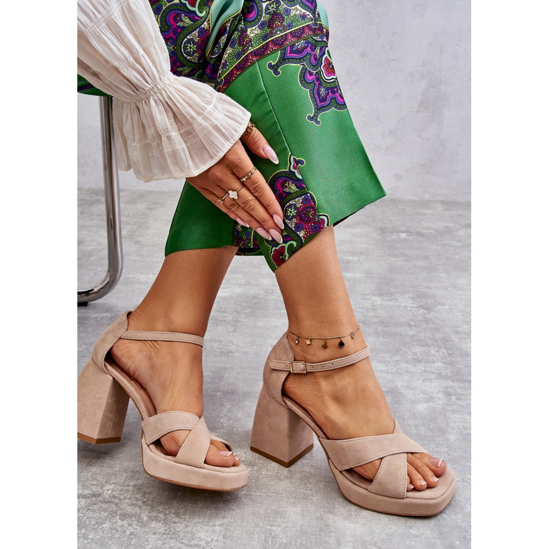 Lewski Shoes Ženske sandale od brušene kože s cipelama na lijevoj peti 3221 Bež smeđa 1