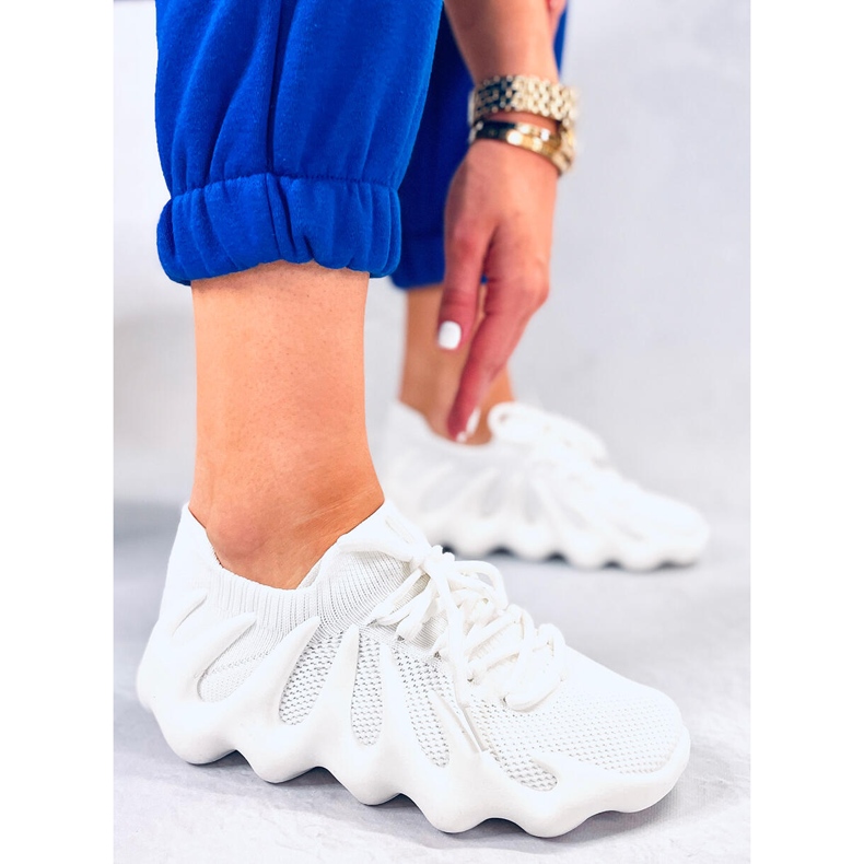 BM Eaton bijele tenisice s čarapama bijela 2