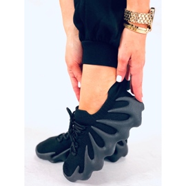 BM Eaton crne tenisice s čarapama crna 1