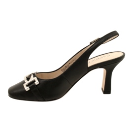 Ženske kožne sandale s ukrasom Caprice 9-29626-20 022 Crna nappa crno 2