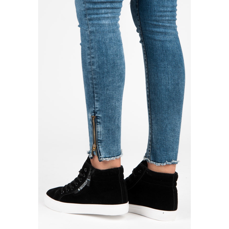 Ideal Shoes Tenisice s izolacijom crna 1