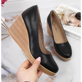 Crne kožne cipele na klin Filippo DP3521 crna 1