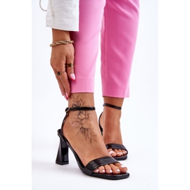 S.Barski Owen crne lakirane sandale na petu crno 1