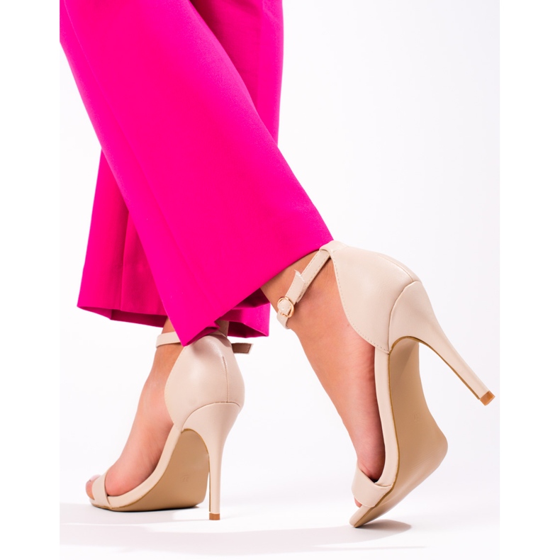 Ženske bež sandale na visoku petu marke Shelovet 2