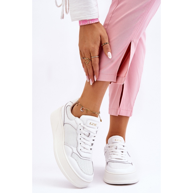 Ženska udobna sportska obuća GOE LL2N4054 bijelo-bež bijela 2