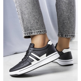 BM Crne tenisice s bijelim umetcima iz Olympie crno 1