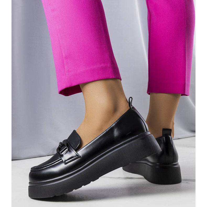 Crni gospodari ukrašeni klinom Gagnon crno 1