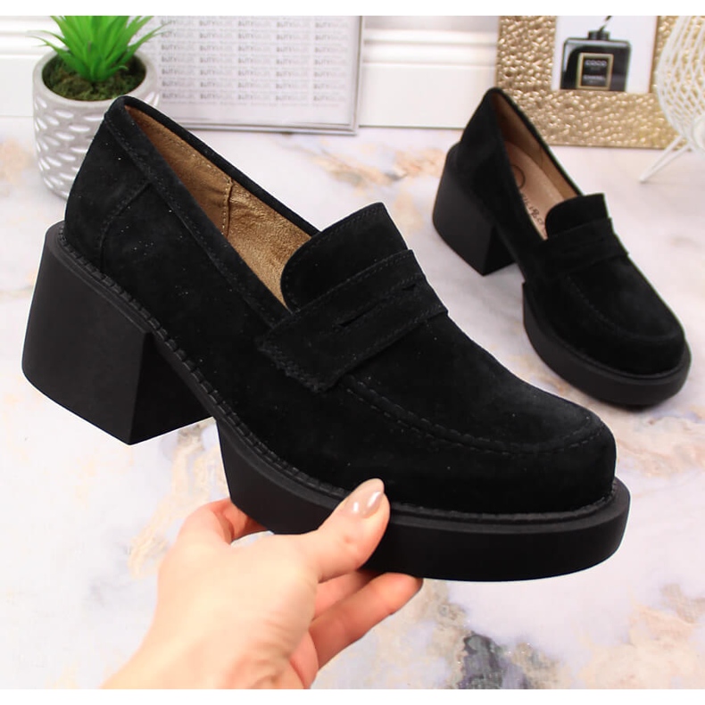 Ženske kožne antilop mokasine Filippo DP4685/23 crna 1