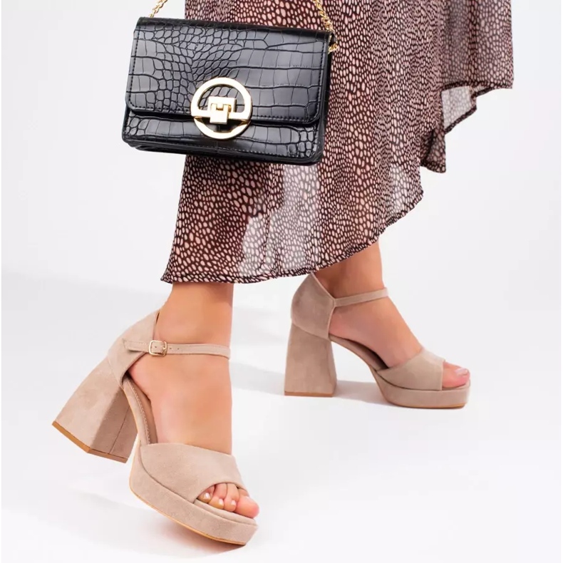 Vinceza bež sandale od brušene kože 1