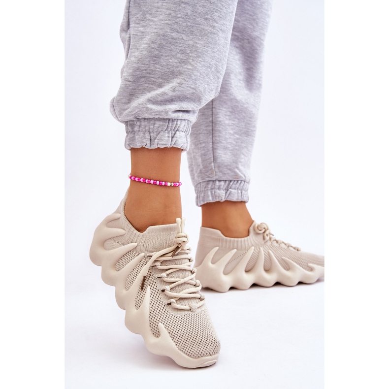 PG1 Ženske natikače Bež Myles 2