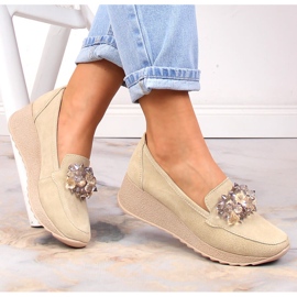 Ženske kožne natikače na klin s bež Filippo kristalima DP4563/23 1