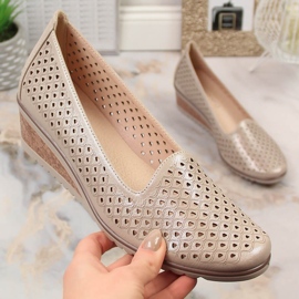 Ženske svjetlucave bež cipele s otvorenim klinčićima Potocki SZ12018 2