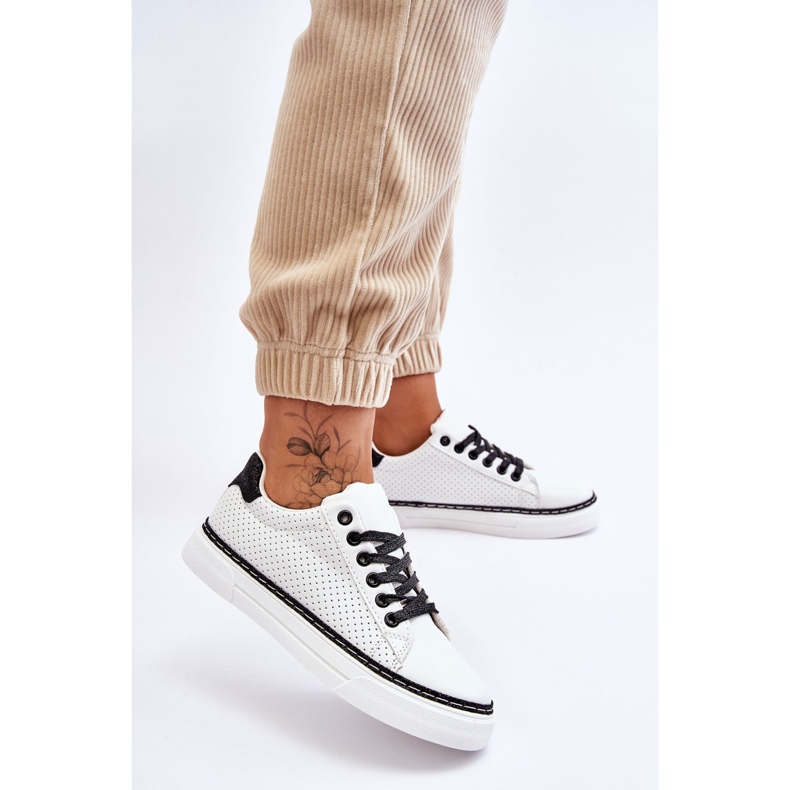 BM Ženske niske perforirane tenisice bijelo-crne Daxton bijela crna 2