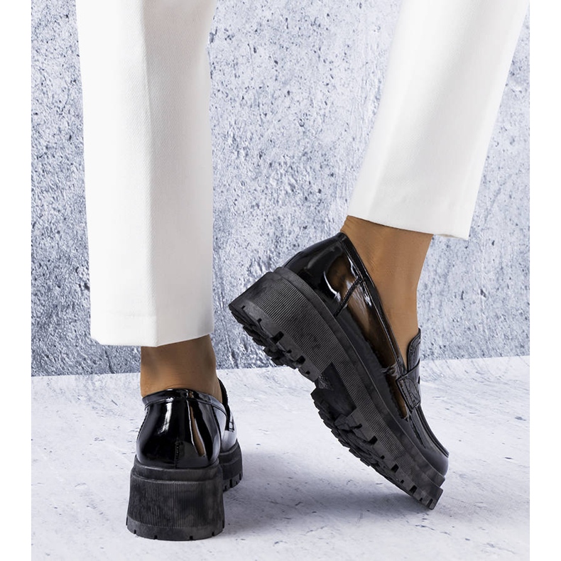 Seastar Crne lakirane salonke iz Phaneufa crno 1