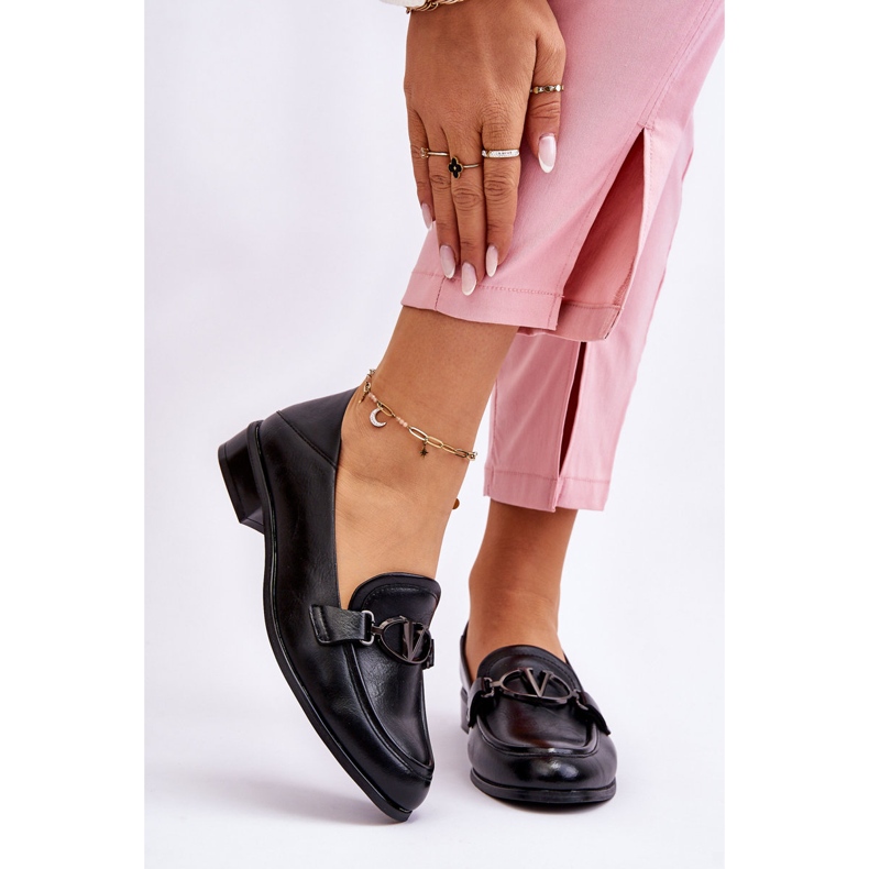 Vinceza Crne kožne natikače s ravnom petom Marra crna 1