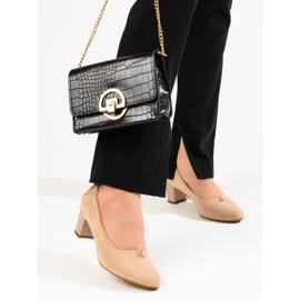 Elegantne ženske salonke od brušene kože na nisku petu Vinceza bež 1