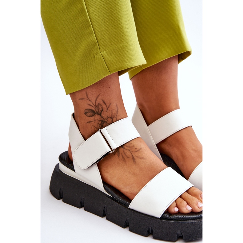 Vinceza Ženske kožne sandale s platformom bijele Katte bijela 1