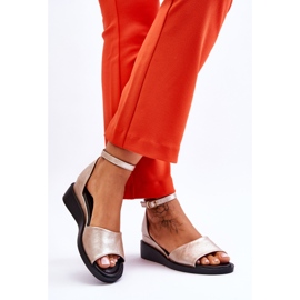 Vinceza Ženske klasične kožne sandale na platformu Gold Truett zlatni 2