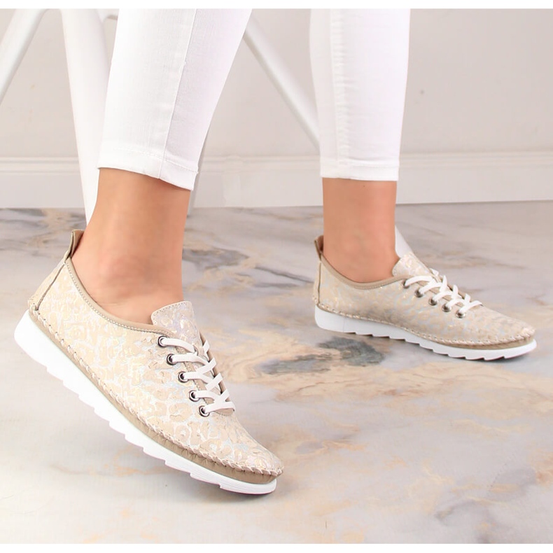 Kožne lagane ženske sportske cipele bež Artiker 52C0691 2