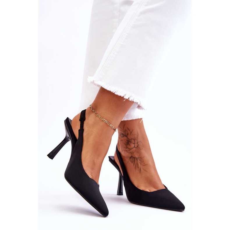 FS1 Klasične crne Whitley štikle na špic crna 2