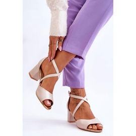 Vinceza Ženske kožne sandale na nisku petu Golden Quinn zlatni 2