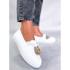 BM Salma Bijele proljetne tenisice s resicama bijela 2