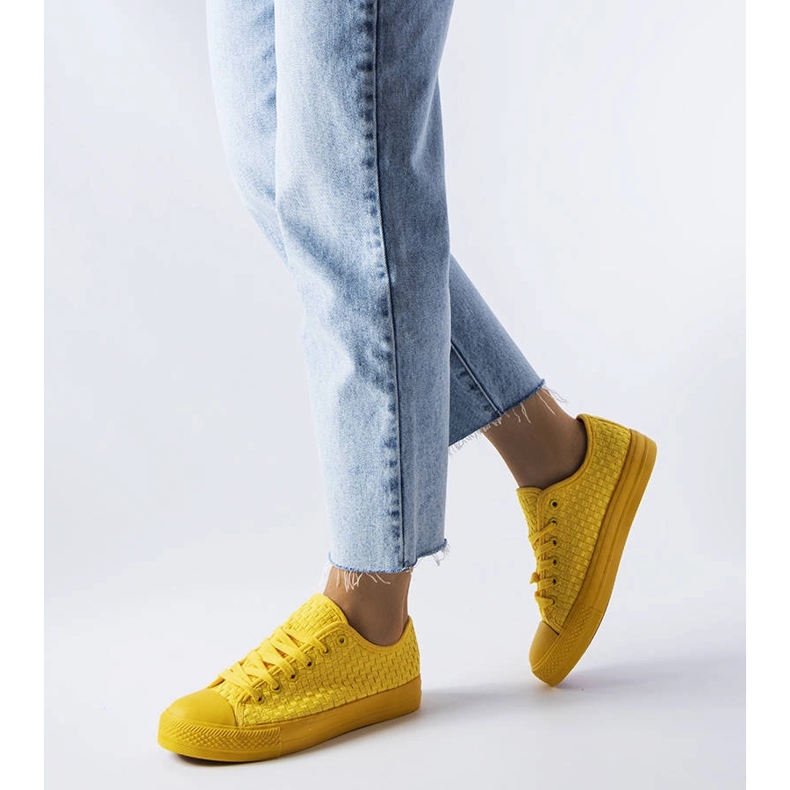 Žute tenisice od tkanine iz Thibodeaua žuta boja 1