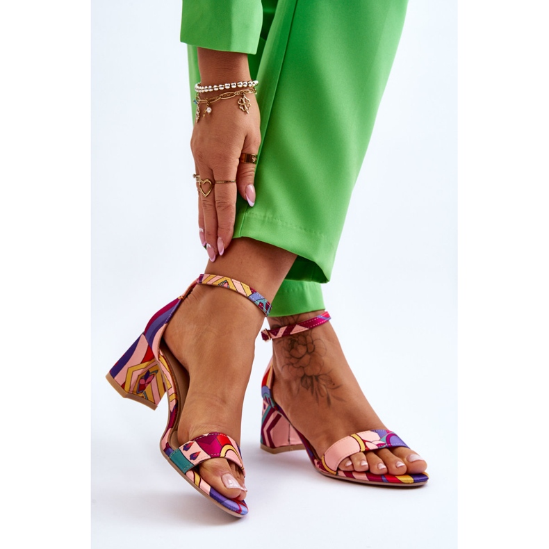 FB1 Ljubičaste i ružičaste satenske sandale s Quincy uzorkom na nisku petu ljubičasta ružičasta 2